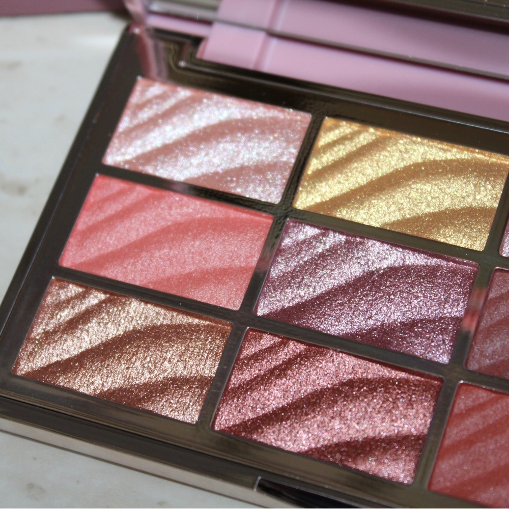 Ciaté London Velvet Eyeshadow Palette - Picture 13 of 16